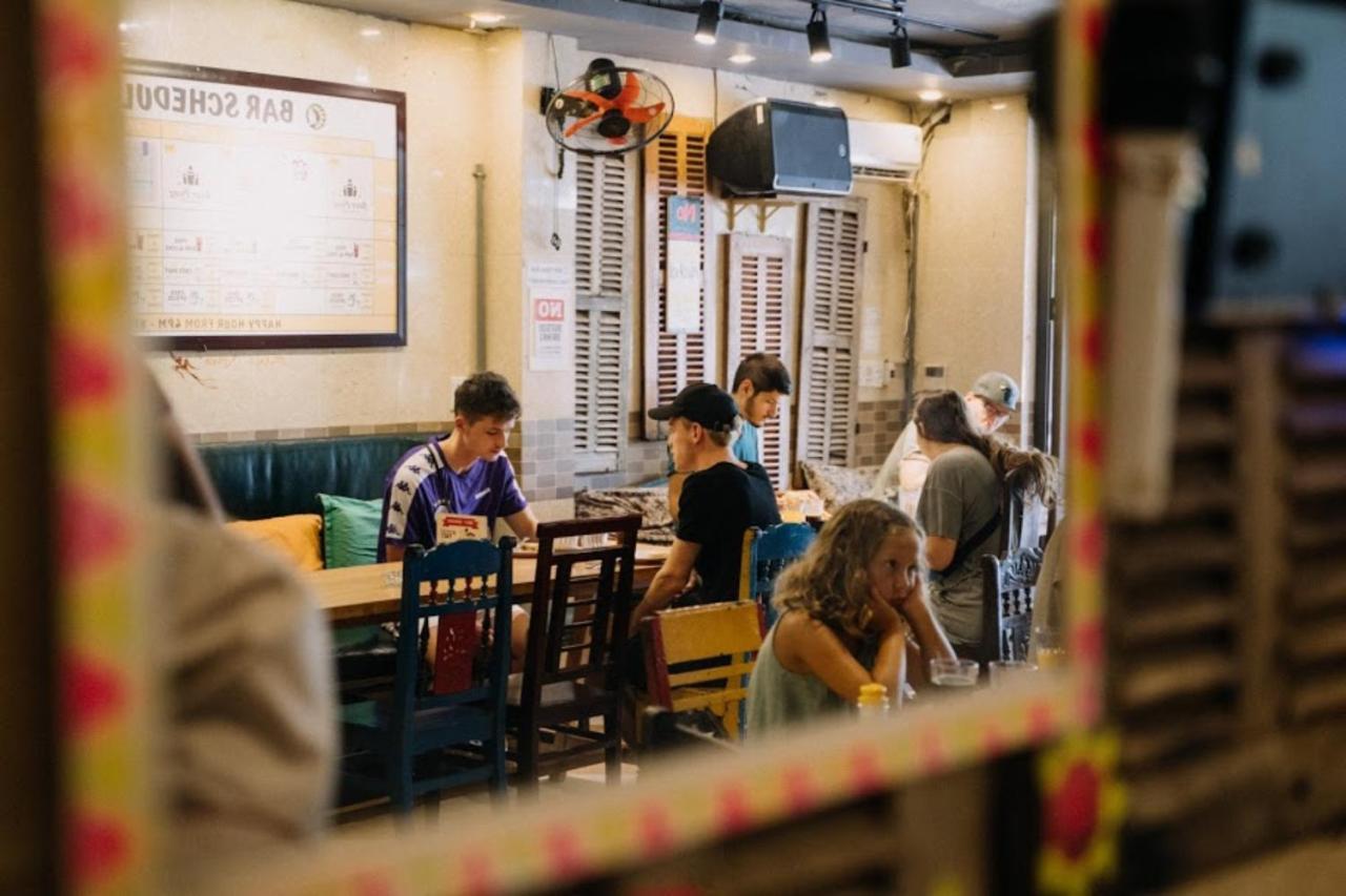 Tribee Kinh Hostel & Bar Hoi An Bagian luar foto